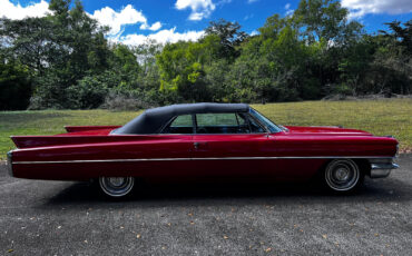 Cadillac-Series-62-Cabriolet-1963-Red-Black-126779-8