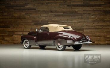 Cadillac-Series-62-Convertible-1941-Maroon-Red-64398-10