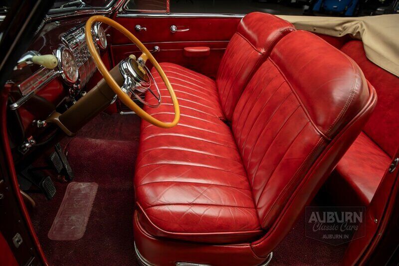 Cadillac-Series-62-Convertible-1941-Maroon-Red-64398-12