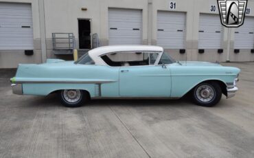 Cadillac-Series-62-Coupe-1957-Teal-White-100986-4