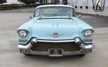 Cadillac-Series-62-Coupe-1957-Teal-White-100986-5