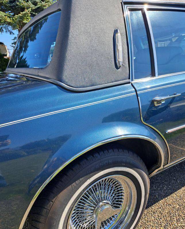 Cadillac-Seville-1977-blue-141841-5