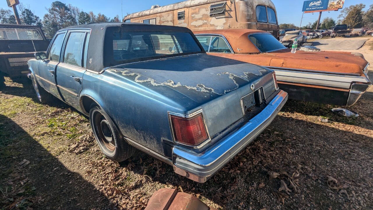 Cadillac-Seville-Berline-1976-Blue-Tan-80918-6