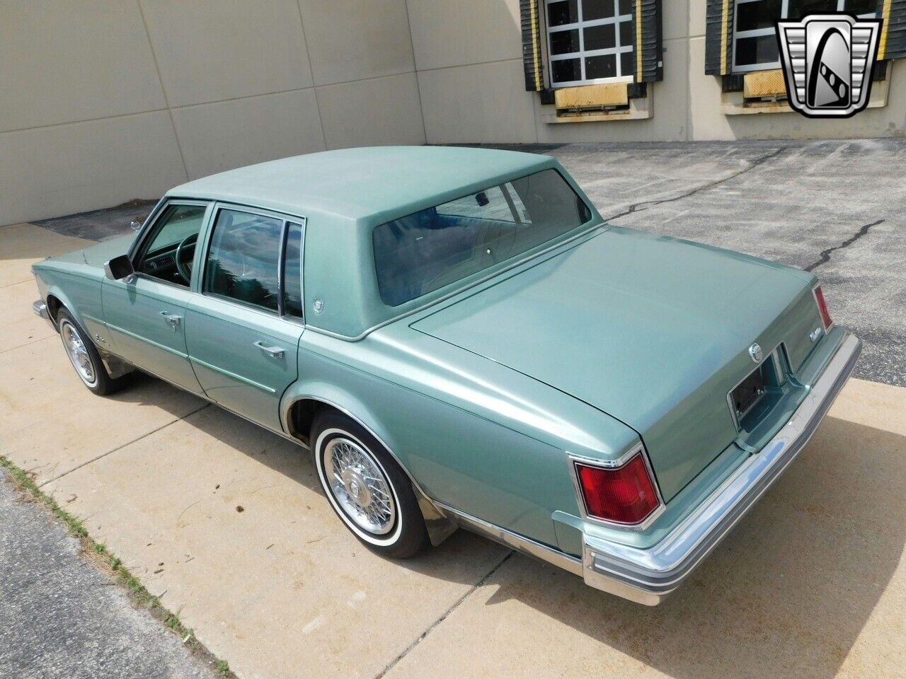 Cadillac-Seville-Berline-1977-Green-Green-90719-5