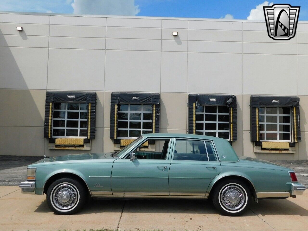 Cadillac-Seville-Berline-1977-Green-Green-90719-6