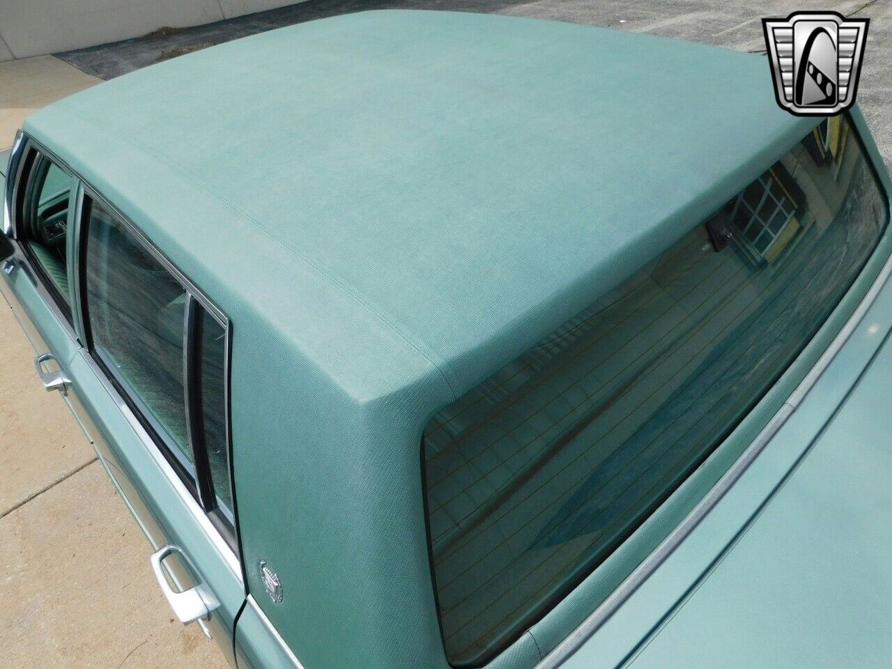 Cadillac-Seville-Berline-1977-Green-Green-90719-9