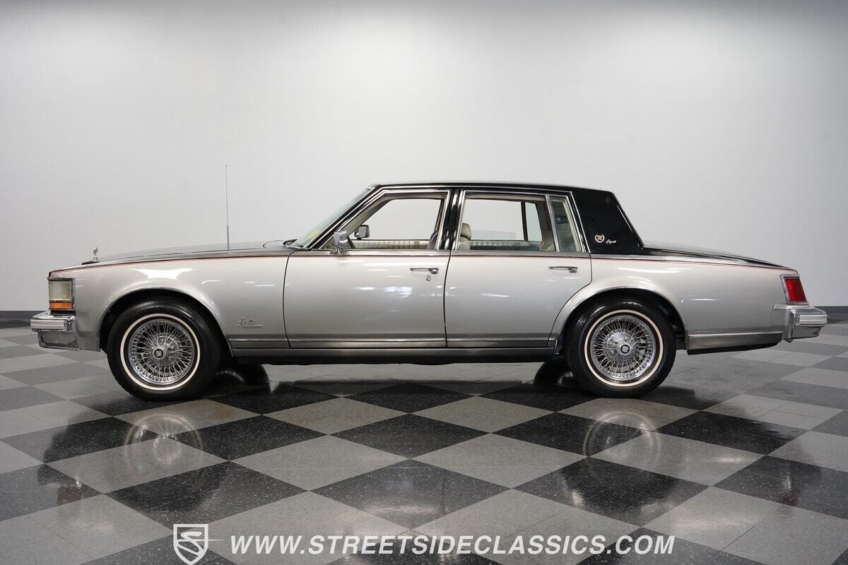 Cadillac-Seville-Berline-1978-Black-Gray-186331-2