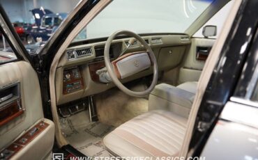 Cadillac-Seville-Berline-1978-Black-Gray-186331-4