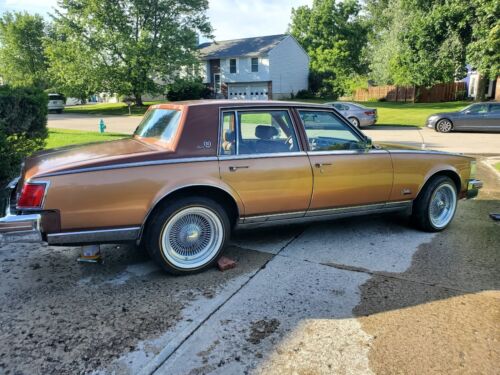 Cadillac-Seville-Berline-1978-Multicolor-Brown-196340-1