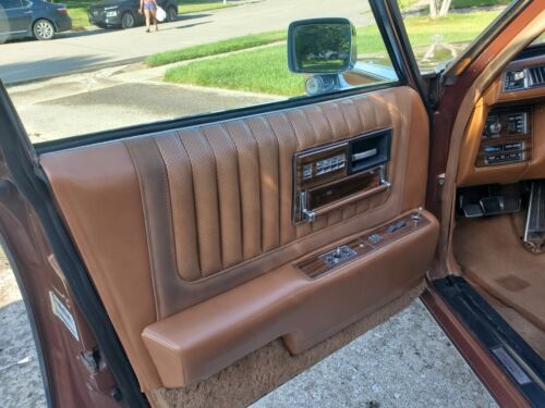 Cadillac-Seville-Berline-1978-Multicolor-Brown-196340-11