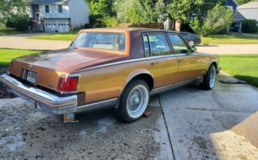 Cadillac-Seville-Berline-1978-Multicolor-Brown-196340-2