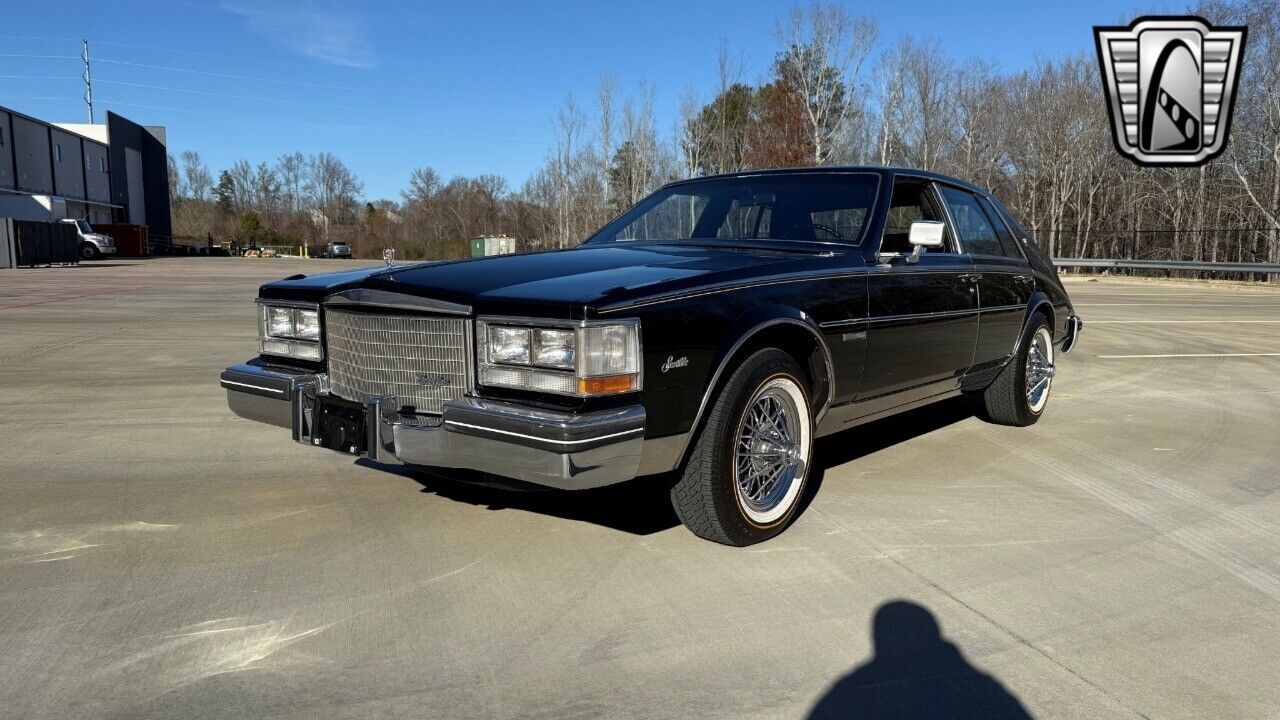 Cadillac-Seville-Berline-1983-Black-Black-93018-2