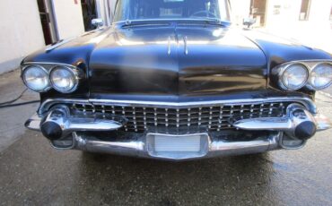 Cadillac-Superior-1958-Black-Blue-80467-2