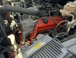 Chevrolet-12-Ton-Pickup-1964-White-Gray-0-8