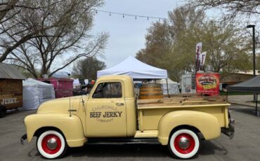 Chevrolet-1952-yellow-3141-4