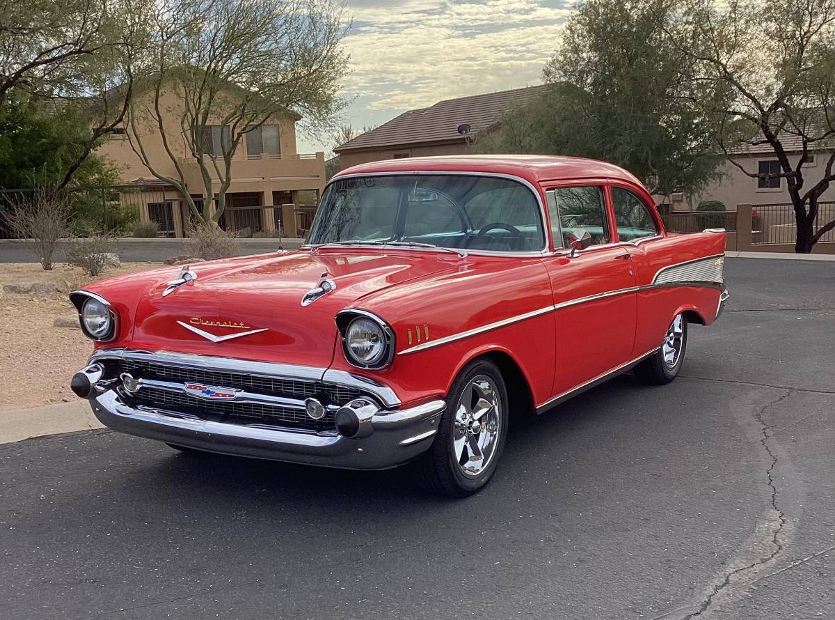 Chevrolet-1957-red-1572