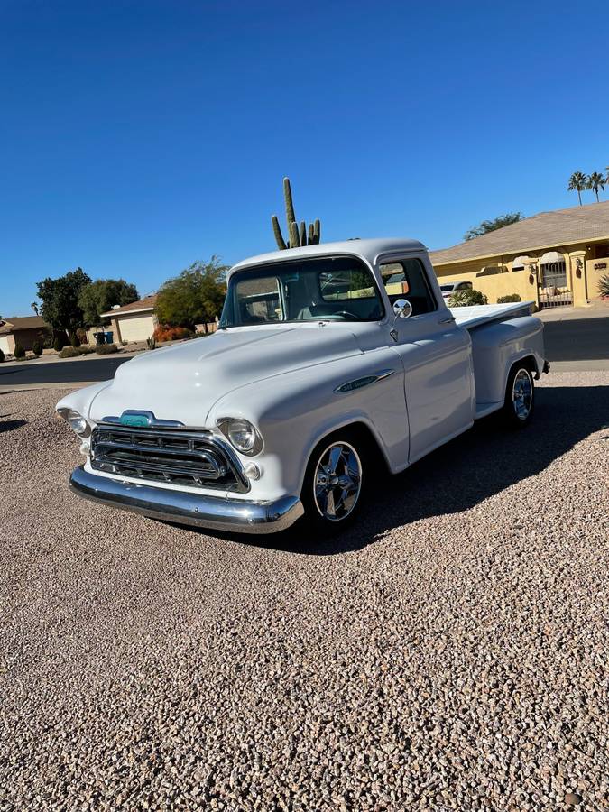 Chevrolet-1957-white-16092-5