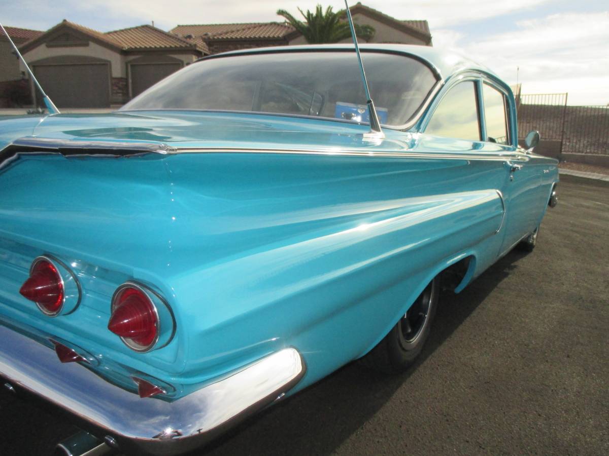 Chevrolet-1960-49890-5