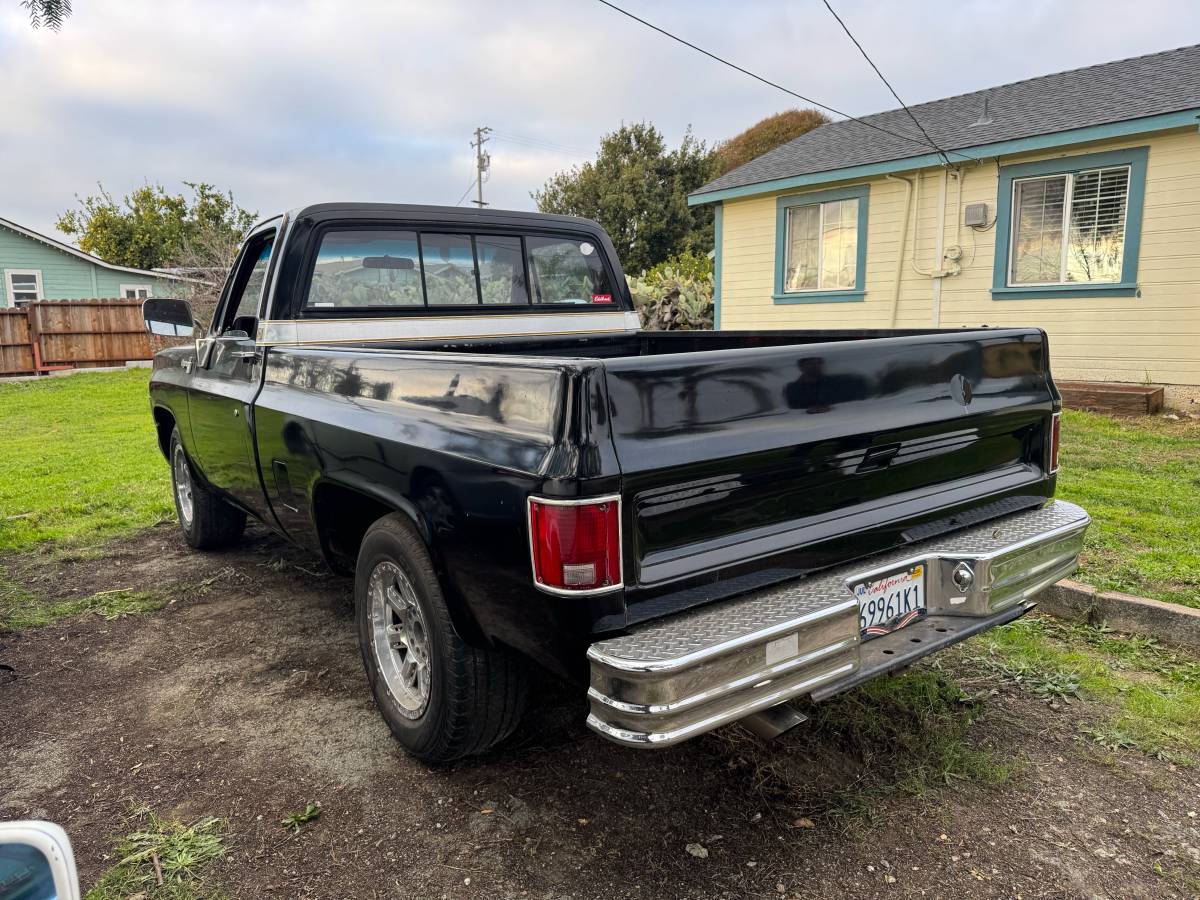 Chevrolet-1977-black-1609-3