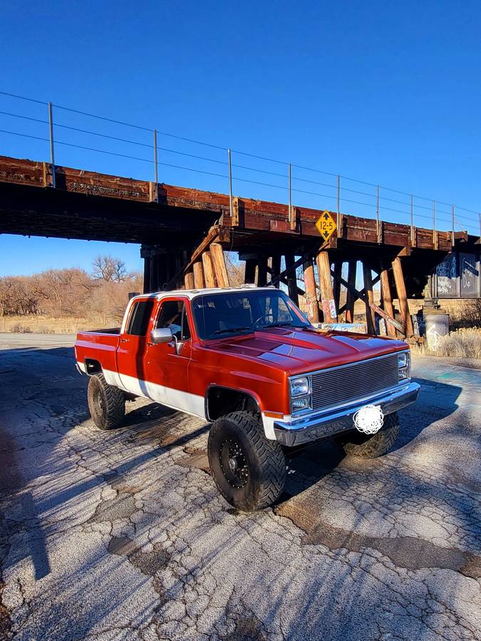 Chevrolet-1988-orange-12875-1