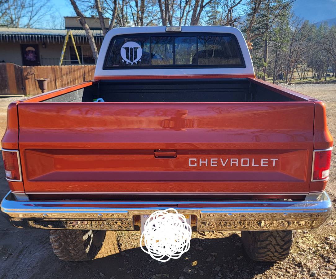 Chevrolet-1988-orange-12875-8