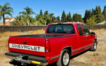 Chevrolet-1995-red-419334-4