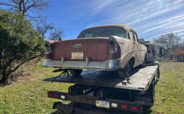 Chevrolet-210-sedan-1956-red-49890-3