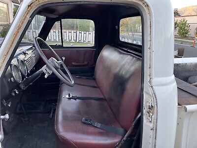 Chevrolet-3100-1951-White-107345-10