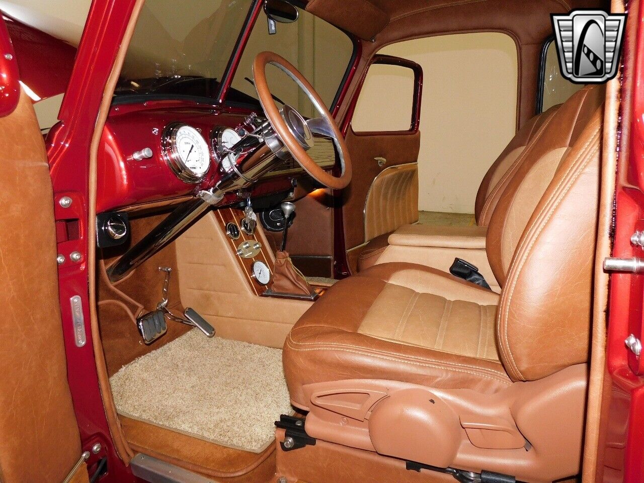 Chevrolet-3100-5-Window-1950-Red-Tan-3658-6