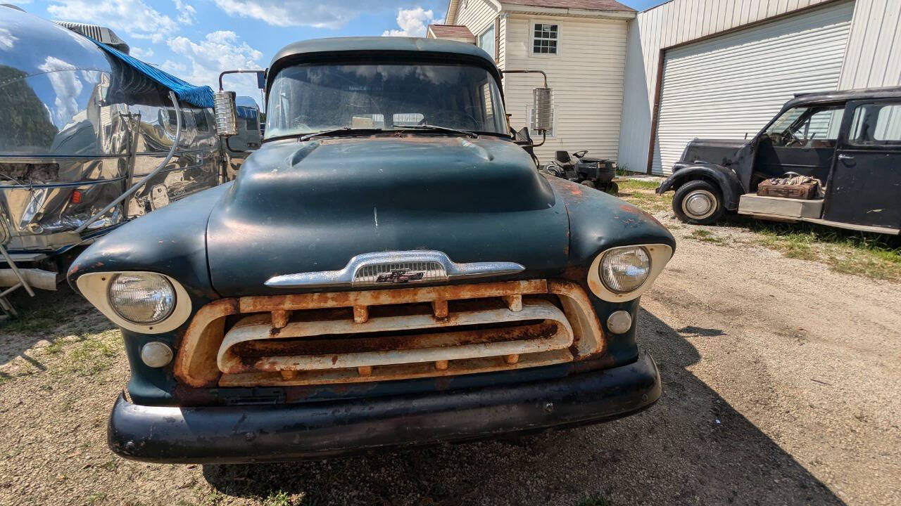 Chevrolet-3800-Break-1957-Green-Green-159509-1