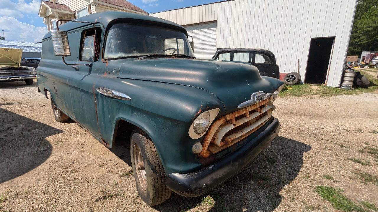 Chevrolet-3800-Break-1957-Green-Green-159509-2