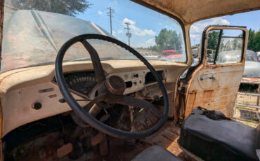 Chevrolet-3800-Break-1957-Green-Green-159509-9