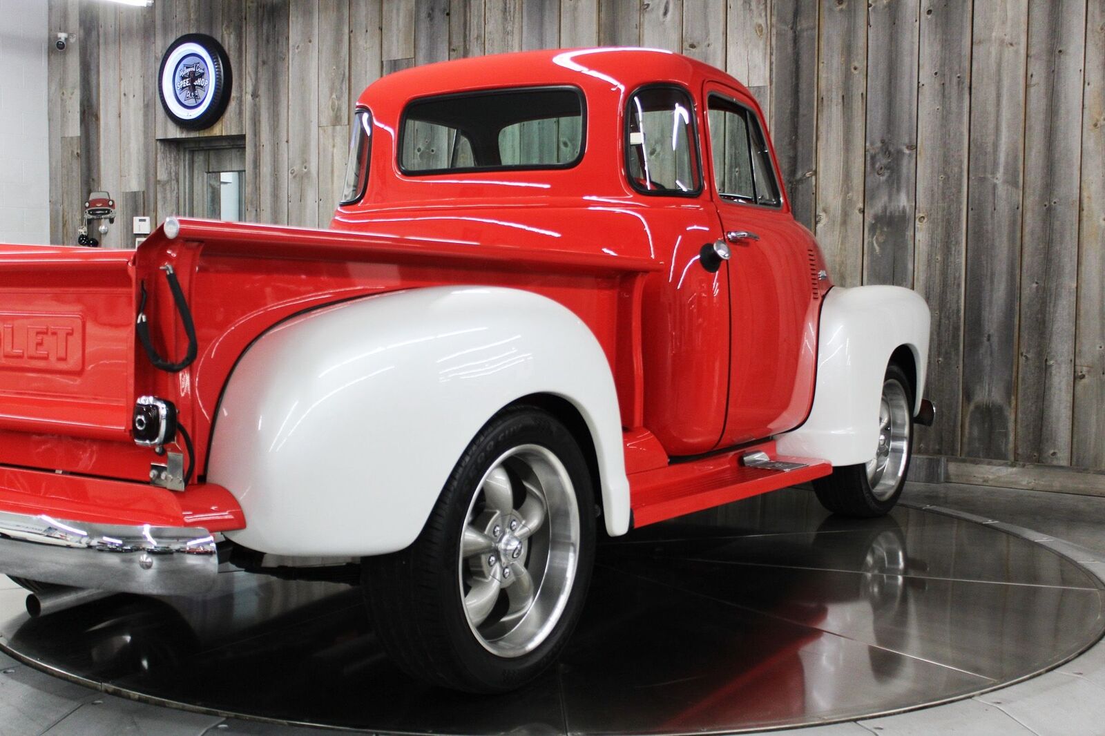 Chevrolet-5-Window-1949-Red-Black-0-11