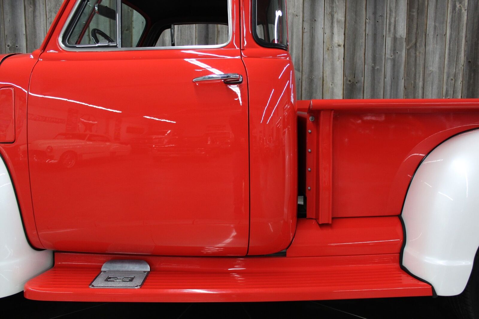 Chevrolet-5-Window-1949-Red-Black-0-14