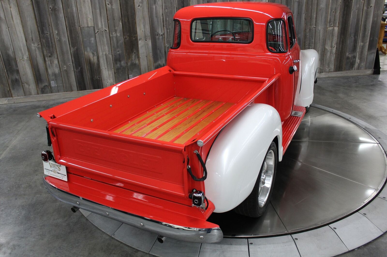 Chevrolet-5-Window-1949-Red-Black-0-20