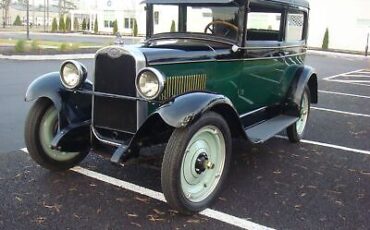 Chevrolet-AB-National-Berline-1928-Green-Gray-73555-2