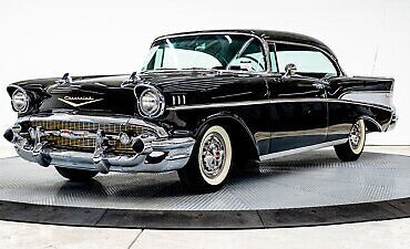 Chevrolet-Bel-Air-Hardtop-Coupe-1957-TUXEDO-BLACK-BLACK-SILVER-230-2