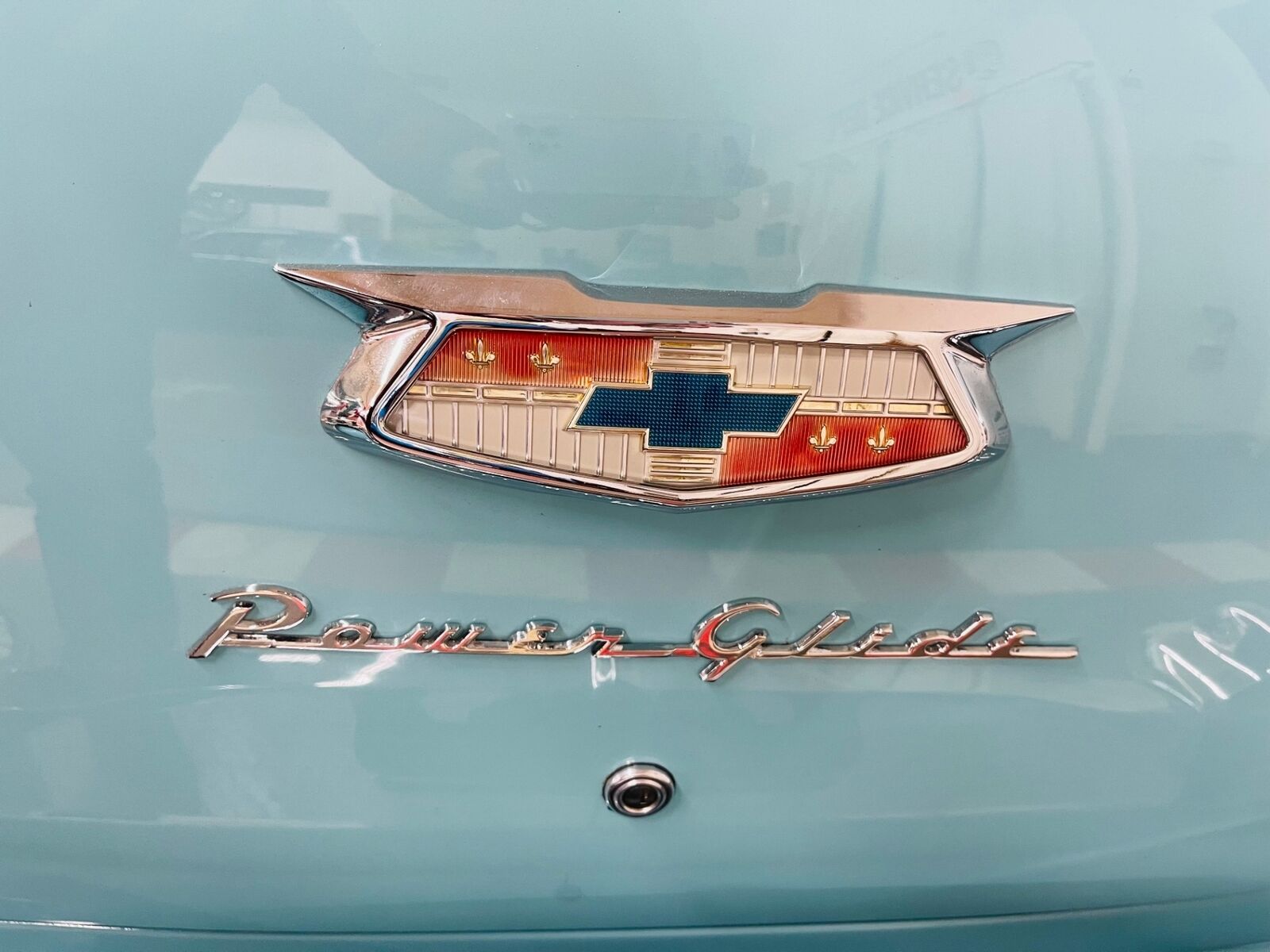 Chevrolet-Bel-Air150210-1954-Blue-White-142305-11