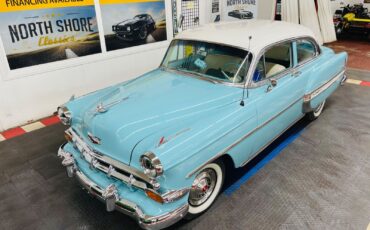 Chevrolet-Bel-Air150210-1954-Blue-White-142305-14