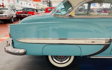 Chevrolet-Bel-Air150210-1954-Blue-White-142305-28