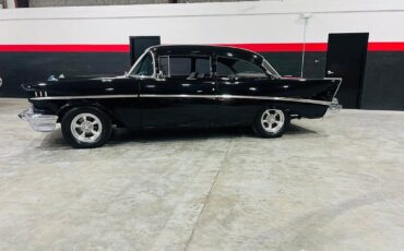 Chevrolet-Bel-Air150210-1957-Black-Black-0-1