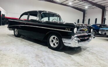 Chevrolet-Bel-Air150210-1957-Black-Black-0-7