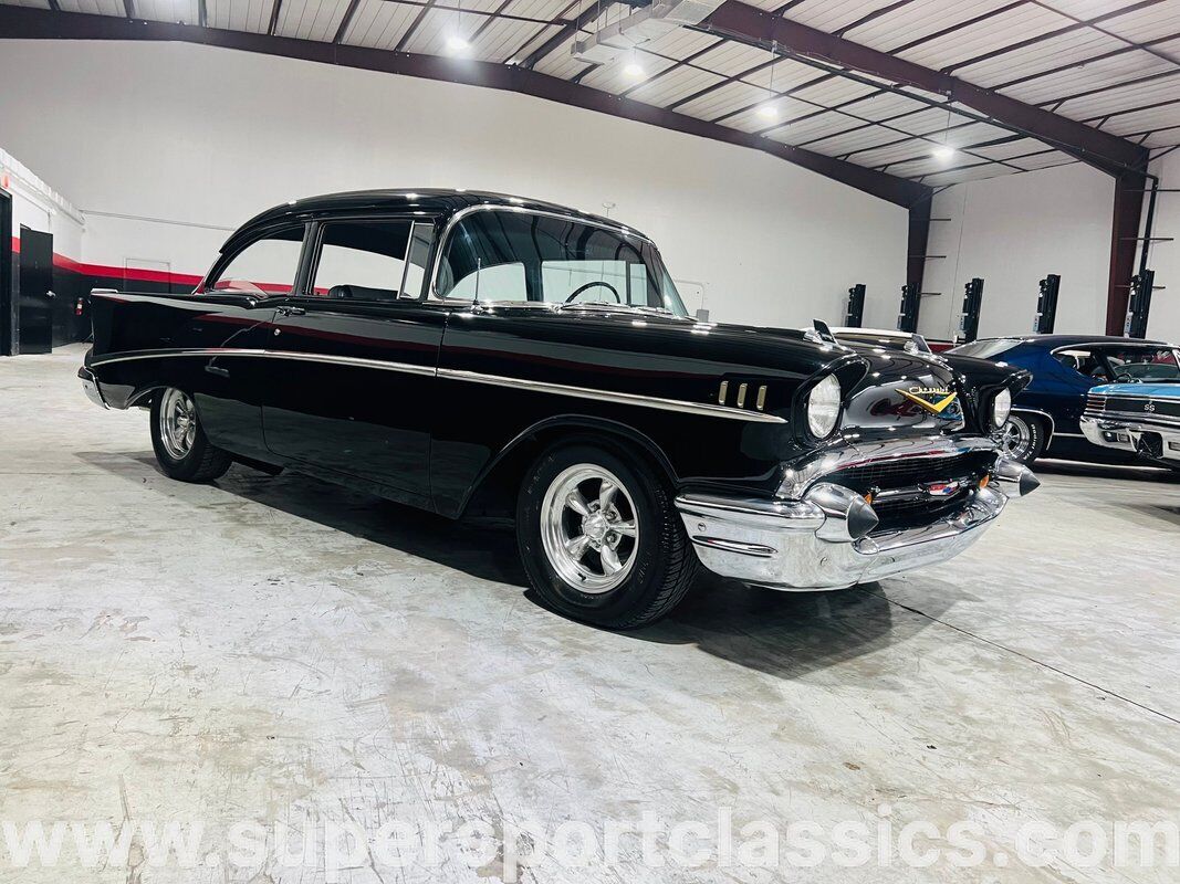 Chevrolet-Bel-Air150210-1957-Black-Black-0-7