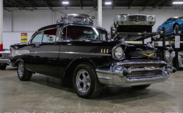 Chevrolet-Bel-Air150210-1957-Black-Red-4237-9