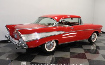 Chevrolet-Bel-Air150210-1957-Red-Red-2329-11