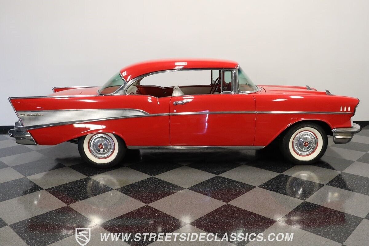 Chevrolet-Bel-Air150210-1957-Red-Red-2329-12