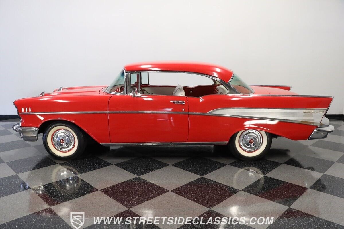 Chevrolet-Bel-Air150210-1957-Red-Red-2329-2