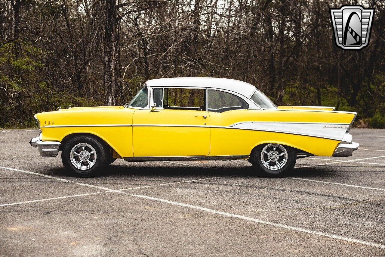 Chevrolet-Bel-Air150210-1957-Yellow-Black-4020-3