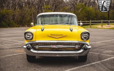 Chevrolet-Bel-Air150210-1957-Yellow-Black-4020-9