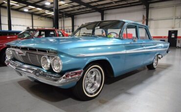 Chevrolet-Bel-Air150210-1961-Blue-Blue-73570-1